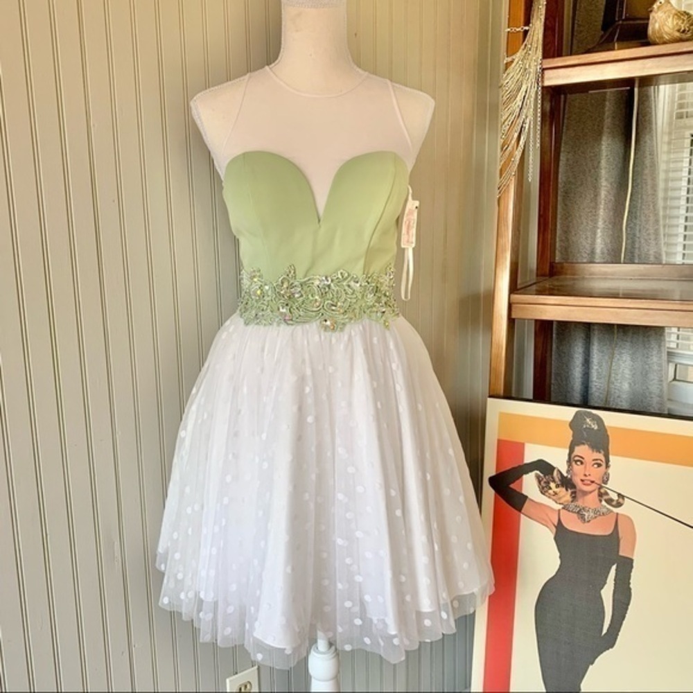 Madison James Beaded waist Sage White Party Formal Short Dress